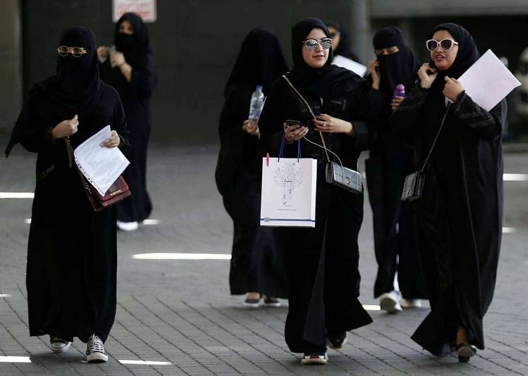 female tourist in saudi arabia